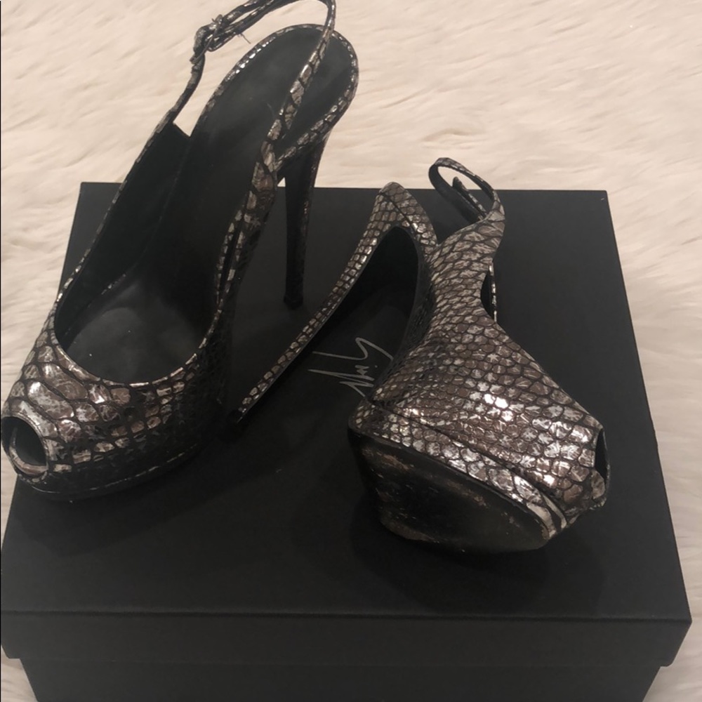 Giuseppe Zanotti - Picture 3 of 3